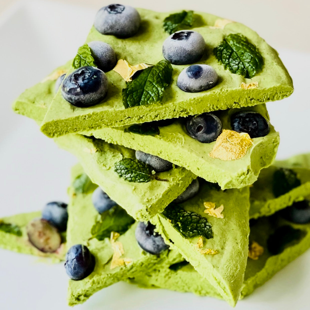 Matcha Frozen Yoghurt Bark (vg)