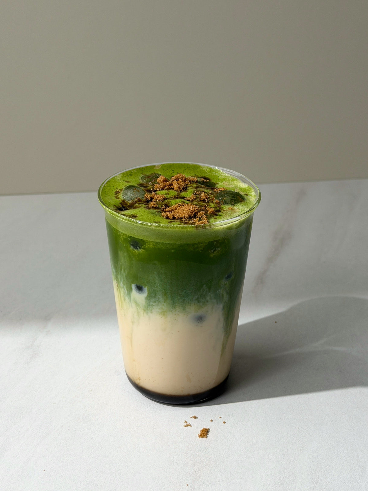 how to make an iced brown sugar butter matcha latte recipe - PerfectTed