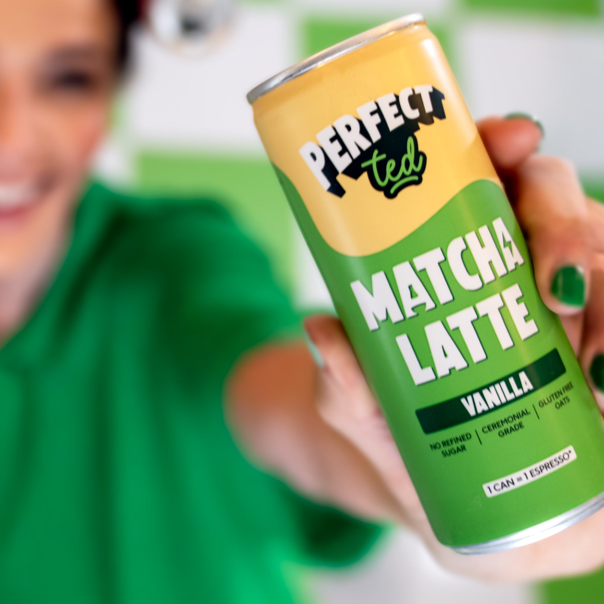 Vanilla Oat Matcha Latte – PerfectTed